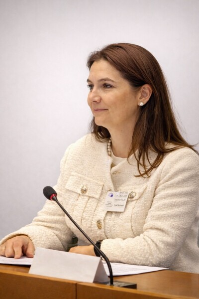 bruxeles-apr-2026-thodora-blum